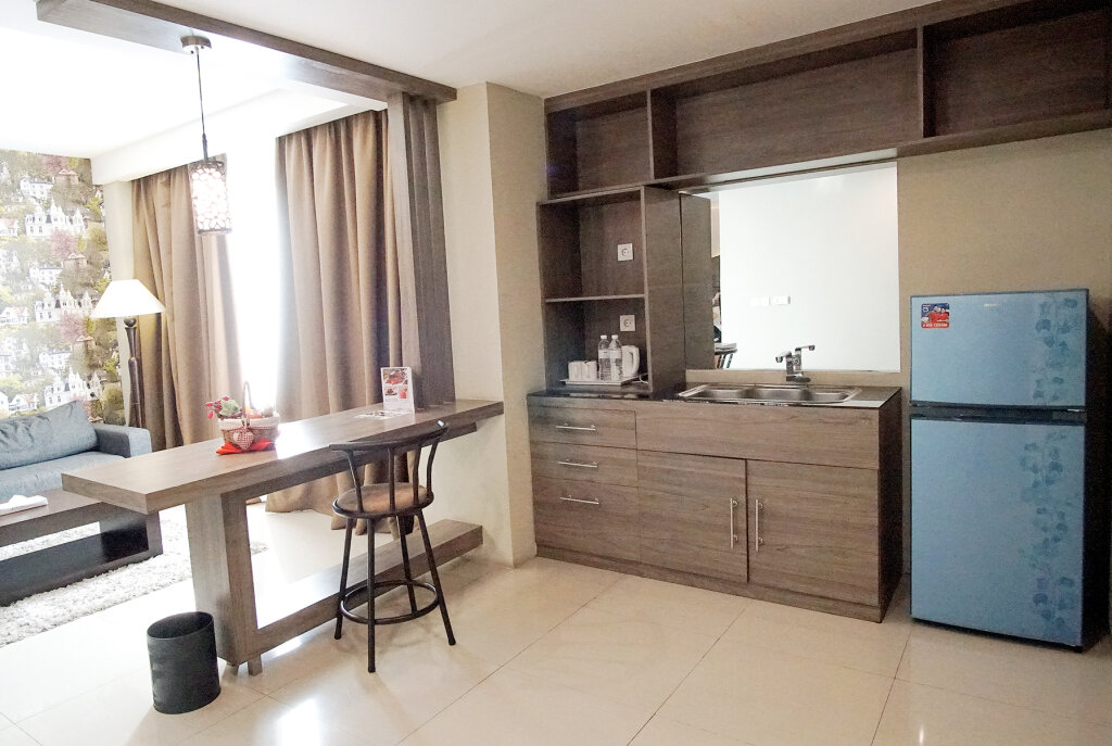 Suite with balcony ASTON Lampung City Hotel