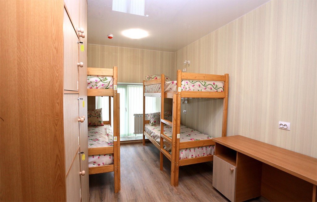Habitación cuádruple Económica Hostel Ujniy
