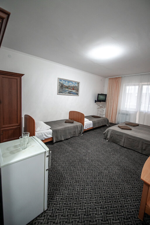 Habitación cuádruple Estándar Kerkinitida Krab'ya Buhta Hotel