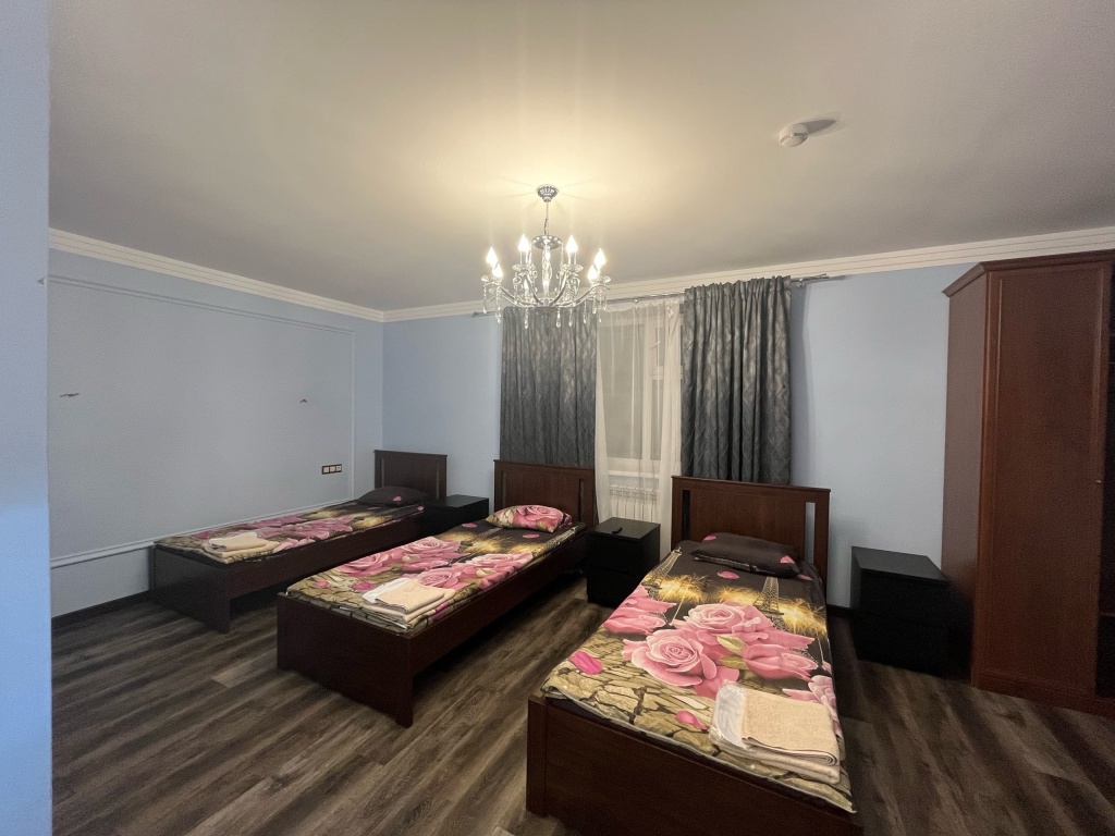 Standard Triple room Gostevoy Dom Ajhal Lyuks