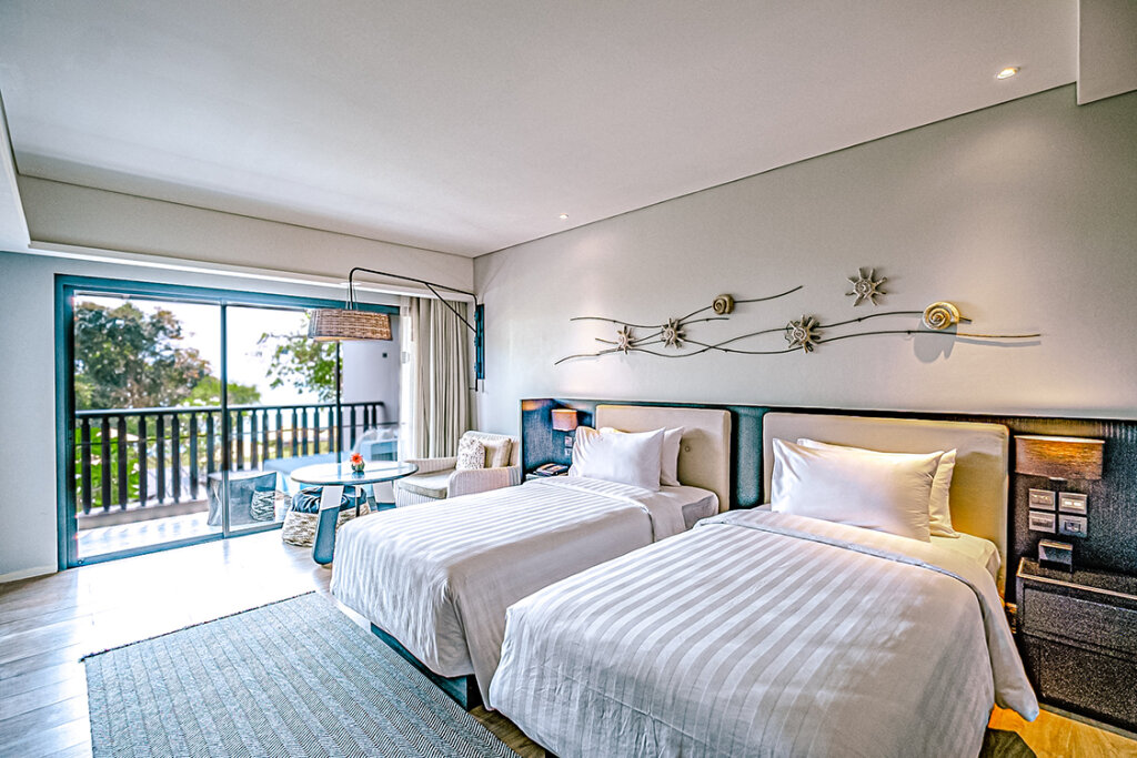Номер Deluxe с балконом и с видом на море The ShellSea Krabi I Luxury Beach Front Resort & Pool Villa