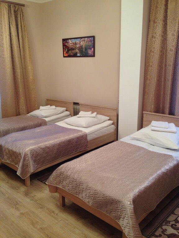 Standard Dreier Zimmer Mini-Hotel Na Uritskogo 14
