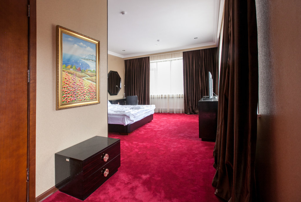 Deluxe Double room Voyazh Hotel