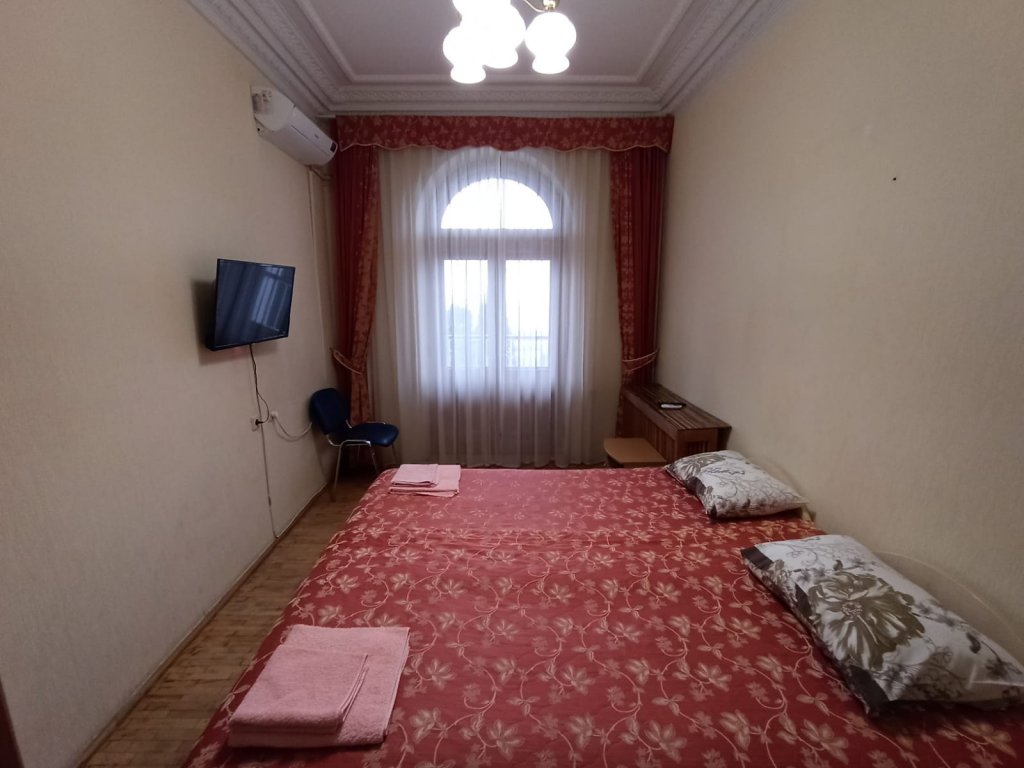 2 Bedrooms Standard Double room with balcony and with park view Krym Drim Hotel