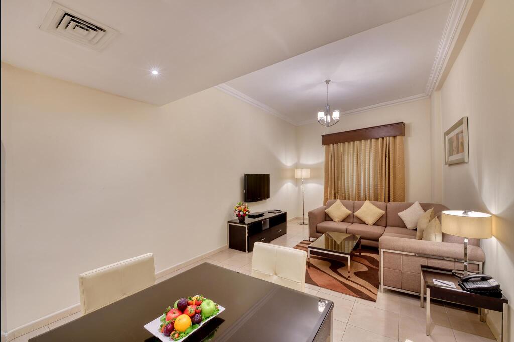 Pearl marina hotel dubai. Pearl Executive Hotel Apartment Apartment.