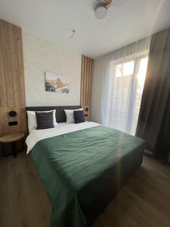 Klassisch Doppel Apartment 2 Schlafzimmer MaMont v sentre Krasnoy Polani Apart hotel