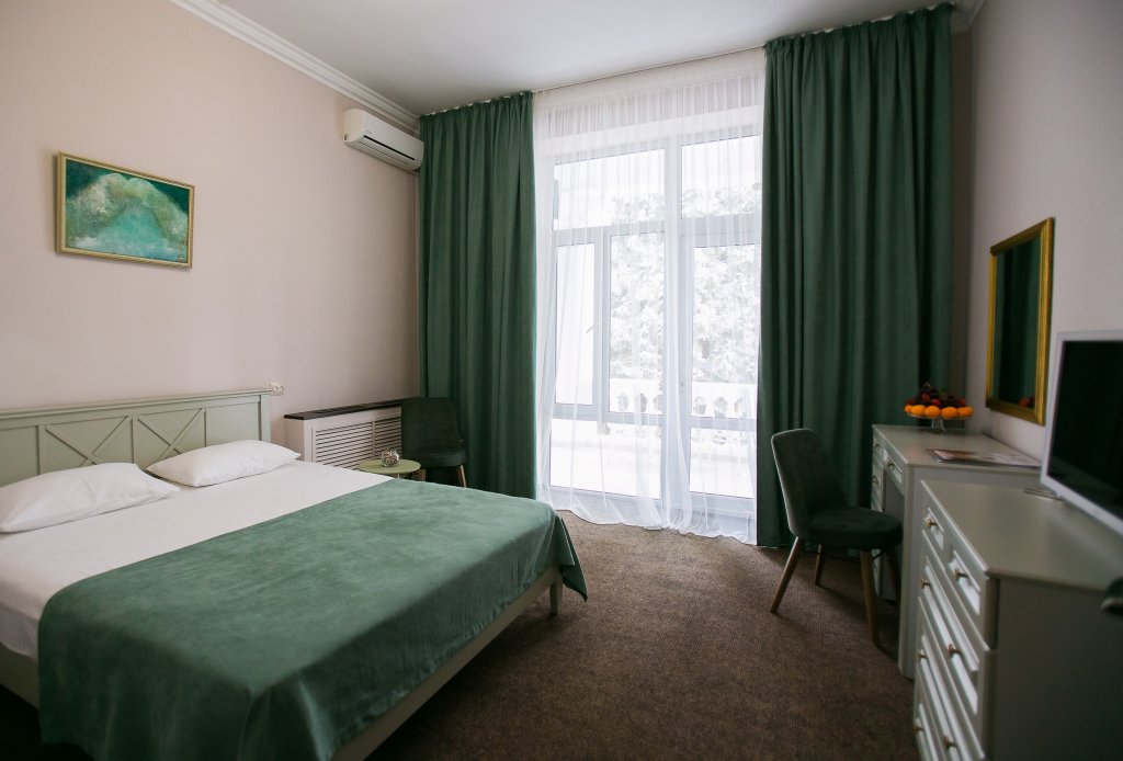 Standard Plus Double room with balcony Grand-Kavkaz
