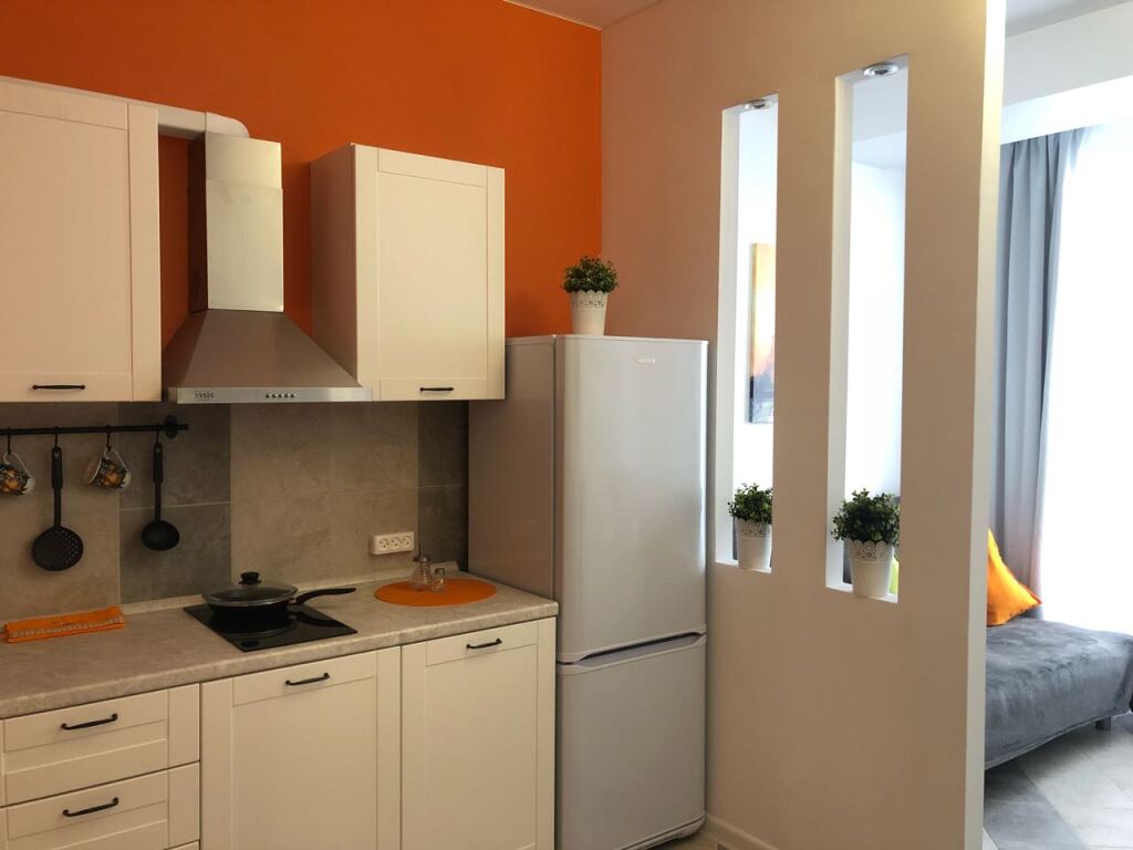 Orange адлер. Оранж апартаменты 24. Адлер оранжевая 10. Адлер оранж. Apartment Orange Sunrise.