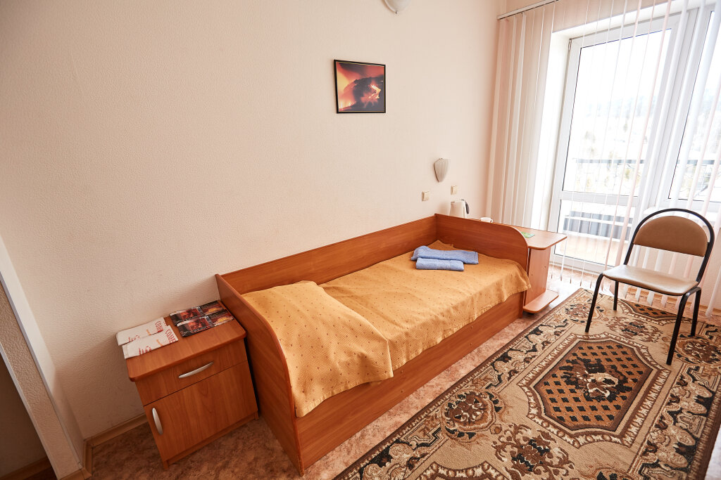 Standard Einzel Zimmer mit Balkon Solnechny Sanatorium
