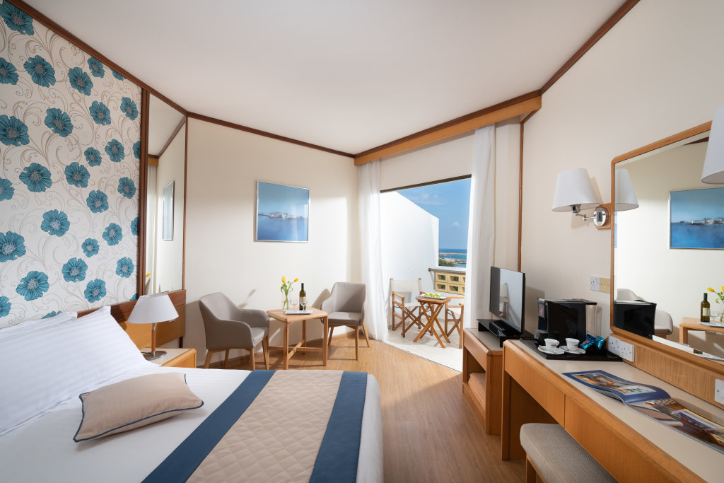 Classique double chambre avec balcon et Aperçu mer Constantinou Bros Athena Royal Beach Hotel