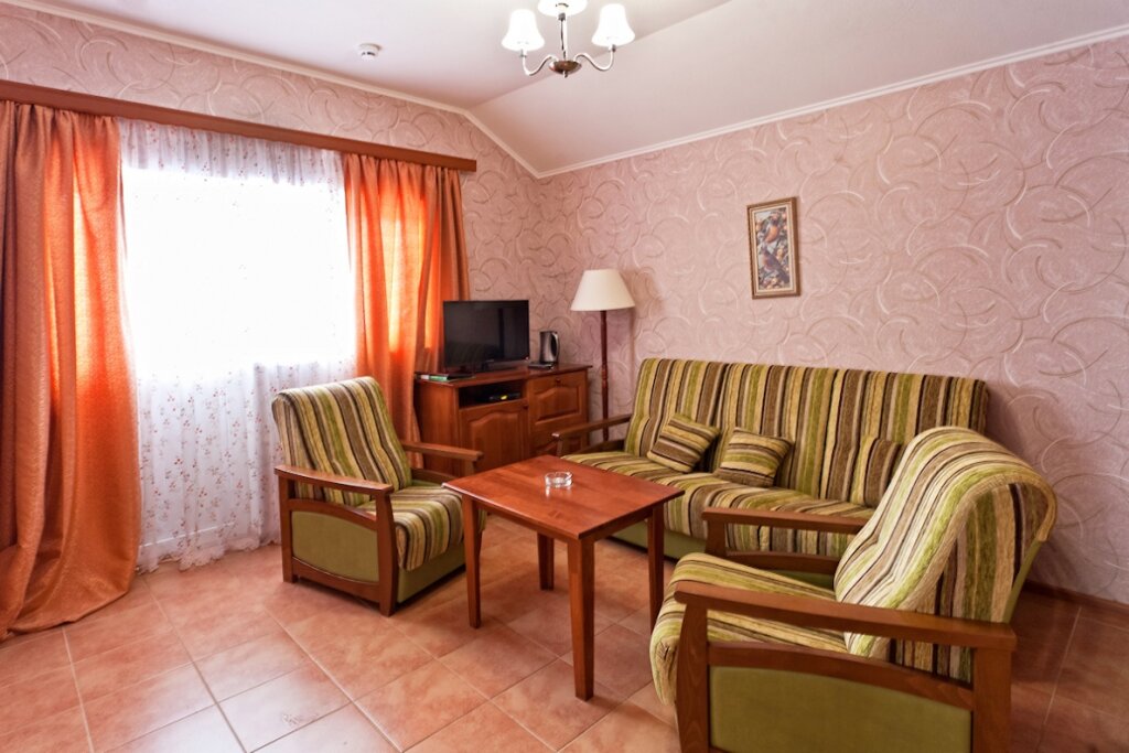 Suite doble con balcón y con vista Golovinka Hotel