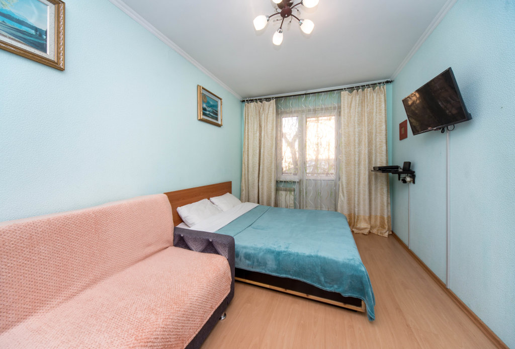 Apartamento Confort Dlya 4 Chelovek V Samom Tsentre Goroda Flat