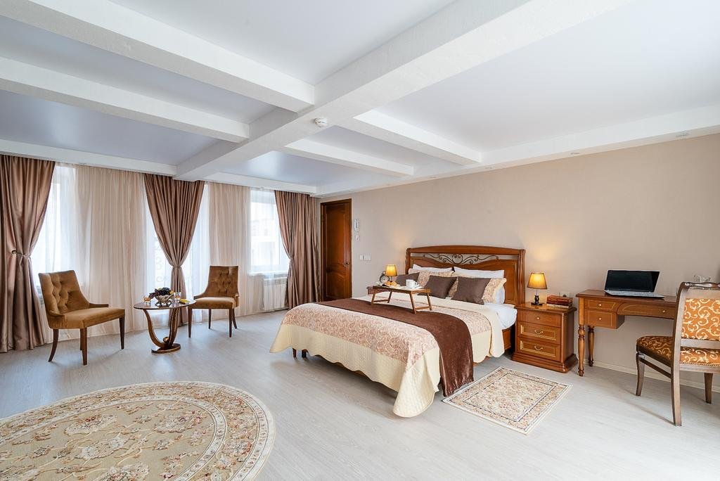 Grand "Shtukkenberg" Double Suite with balcony and with city view Sibirskoe Podvorie