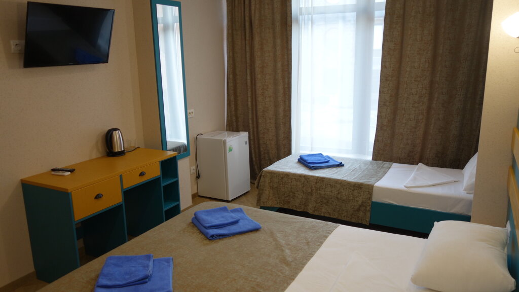 Habitación triple Confort con balcón y con vista Afrodita Hills Mini-Hotel