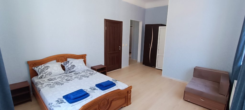 2 Bedrooms Apartment Ruslan Guest House