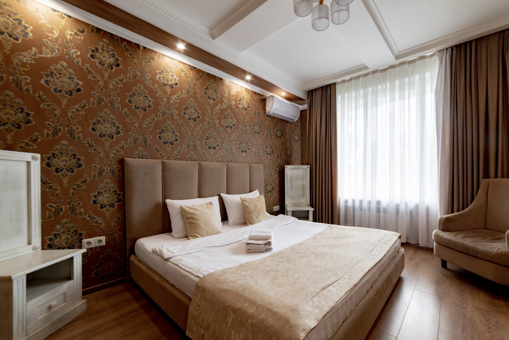Standard Double room with balcony Gosti Mini-hotel