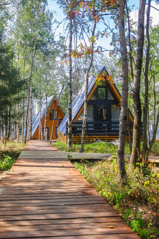 Kottedzhi Na Gore Glamping