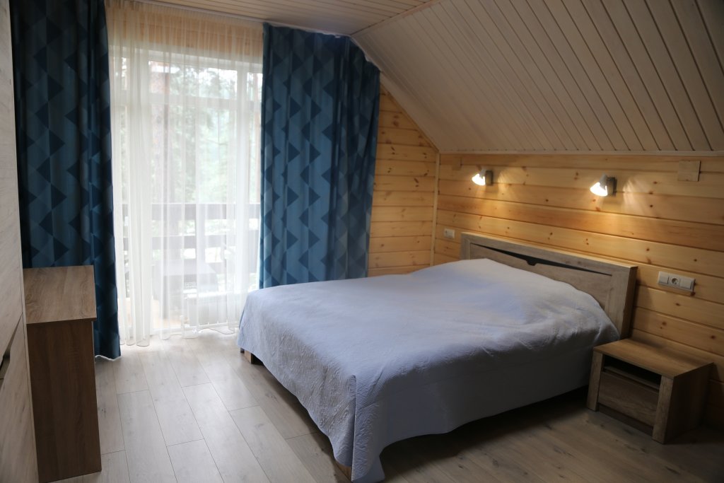 Standard Doppel Zimmer mit Balkon Park Hotel Manzherok