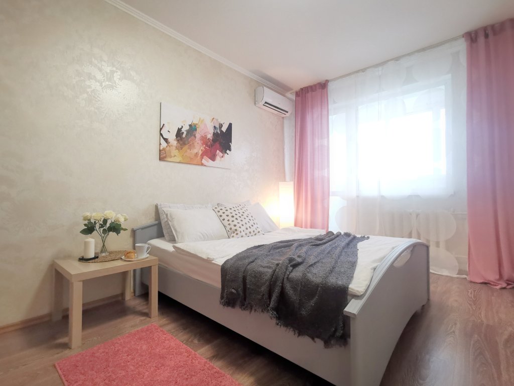 Apartamento Uyutnaya i Svetlaya v Samom Centre Goroda Apartments