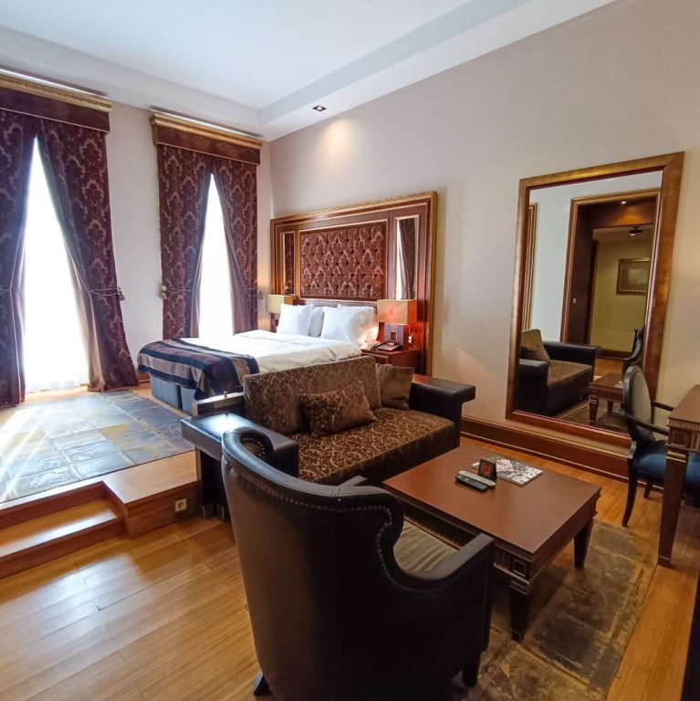 Двухместный номер Comfort с красивым видом из окна Султан Инн Бутик Отель