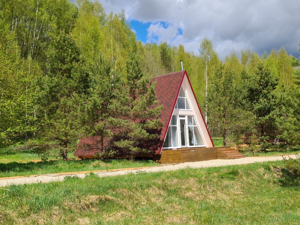 Гостевой дом A-frame на Форелевом хуторе в Вашина Гора, Псковская область.  Забронировать Гостевой дом A-frame на Форелевом хуторе