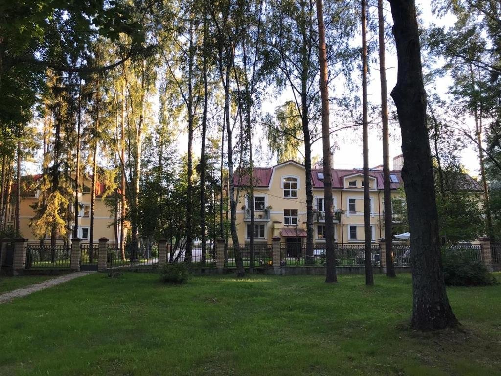 Апартаменты Апартаменты с садом Павловск