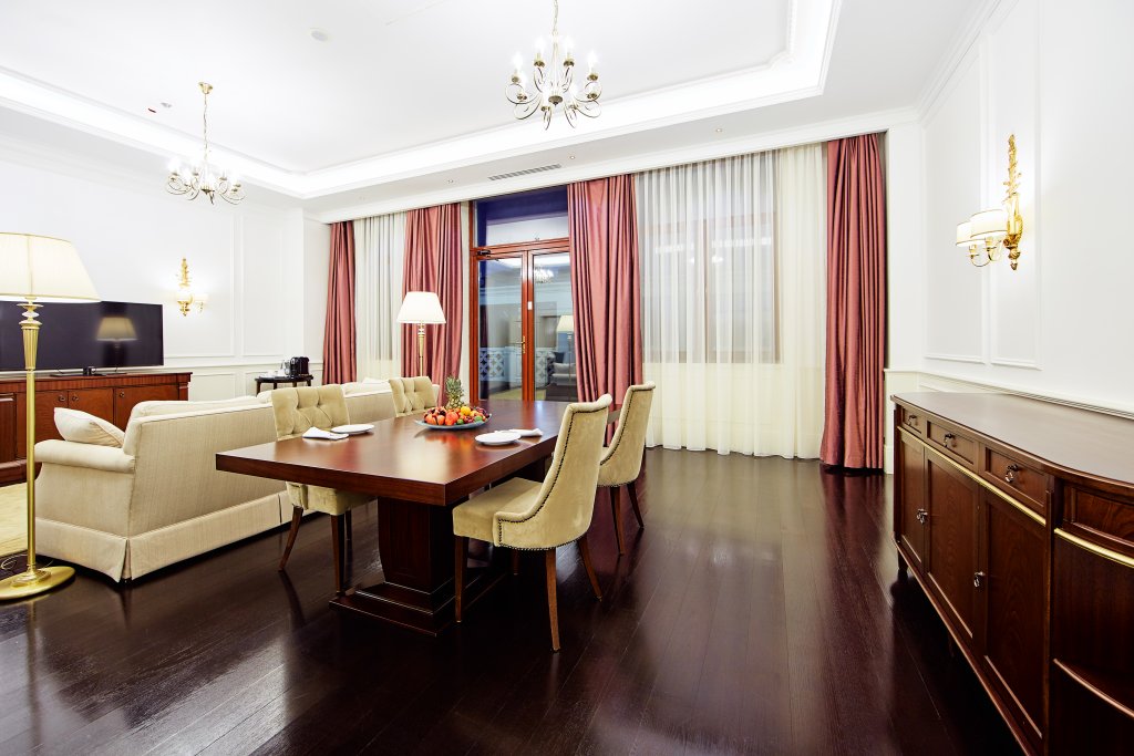 Executive Doppel Suite mit Balkon Hotel Sberbank Corporate Center