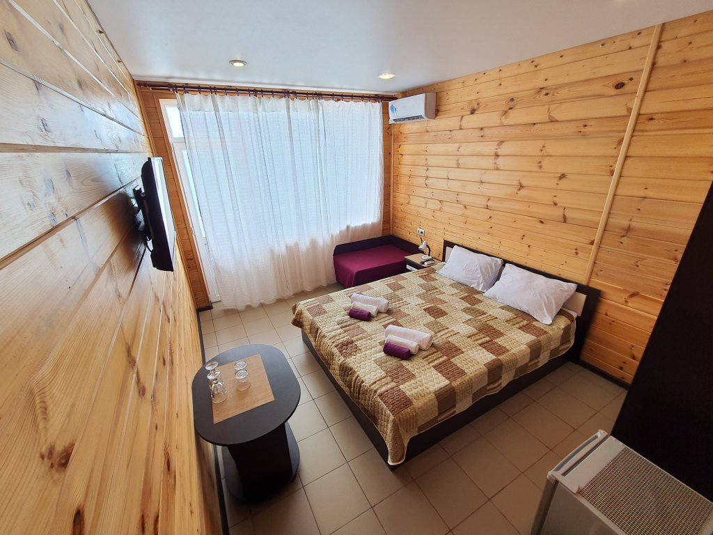 Standard Doppel Zimmer mit Balkon und mit Meerblick SeaLoo Hotel