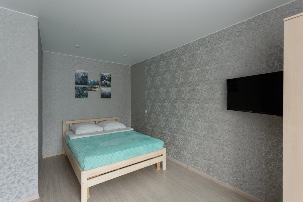 1 Bedroom Double Apartment with balcony Belye Nochi U Parka Apartments