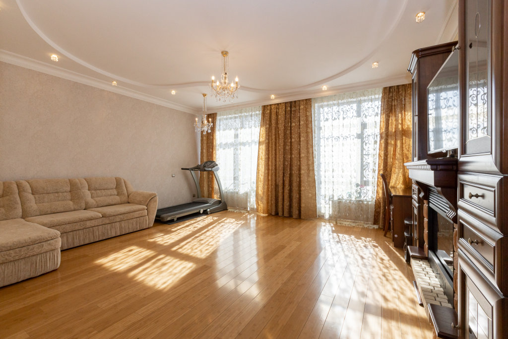 Appartamento Classico 2 camere con balcone e con vista Elitnye Apartamenty S Vidom Na Kreml I Reku Na Meridiannoy 2 Apartments