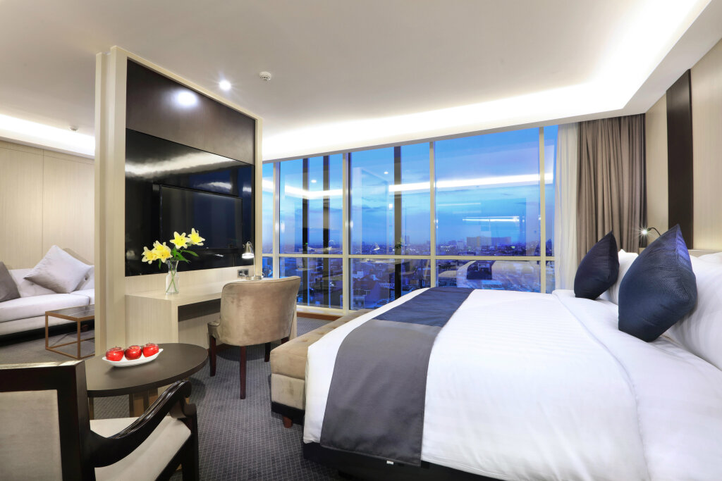 Suite with view ASTON Kartika Grogol Hotel & Conference Center