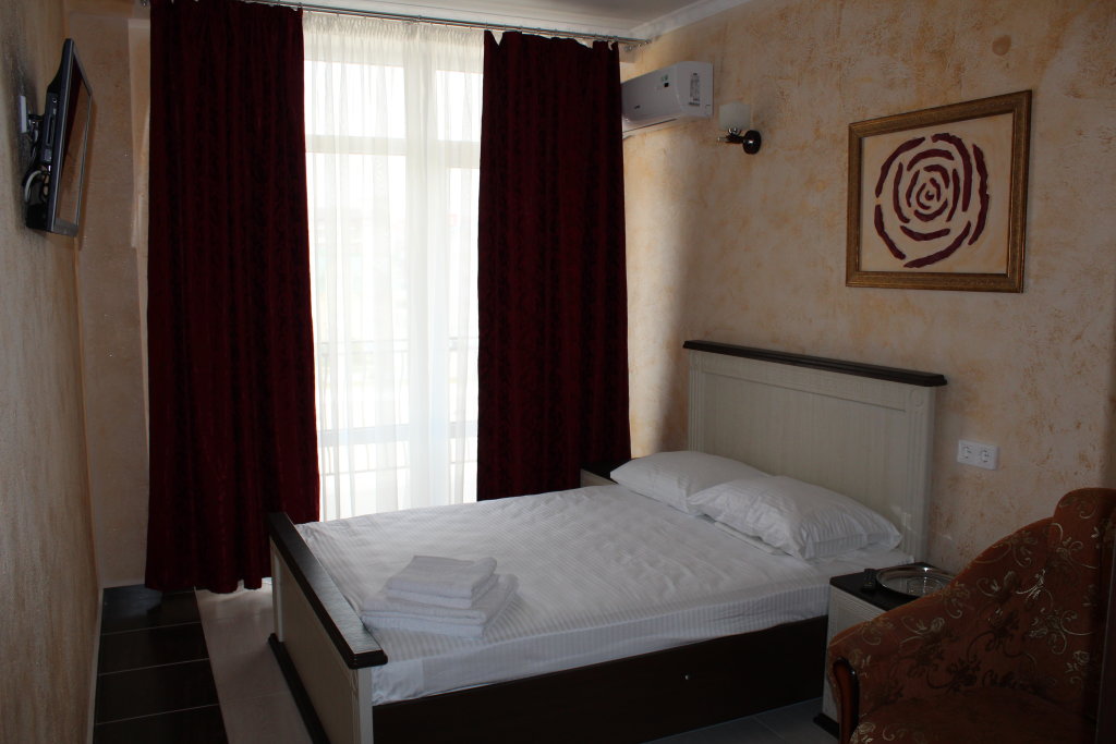 Standard double chambre avec balcon Acropol Guest House