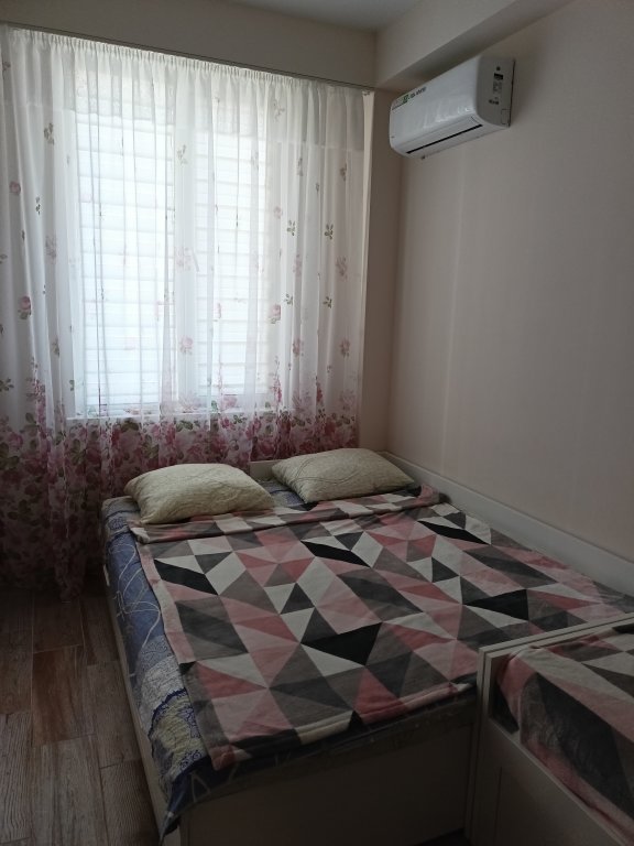 Apartamento 1 dormitorio con vista Uyutnaya sovremennaya kvartira v Zhk Semeynom Apartments