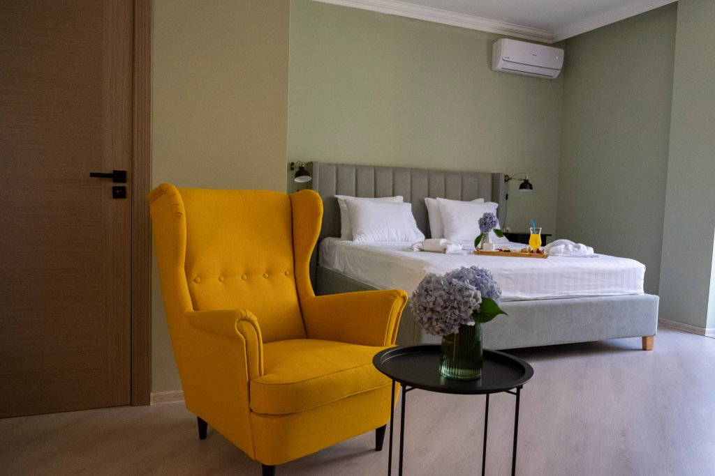 Supérieure double chambre avec balcon et Avec vue Samshitovaya Roscha Hotel