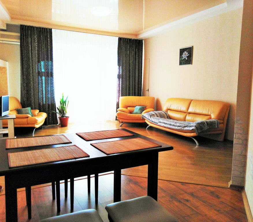Appartamento V Stalinke Ryadom S Naberezhnoj S Bol'shoj Vannoj Apartment