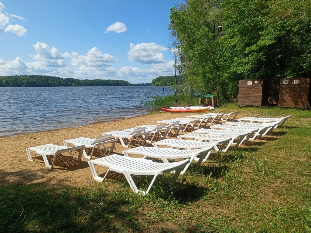 Отель Лада Holiday 3* (8 отзывов) в Лопотово, Истринское водохранилище.  Забронировать Отель Лада Holiday 3*