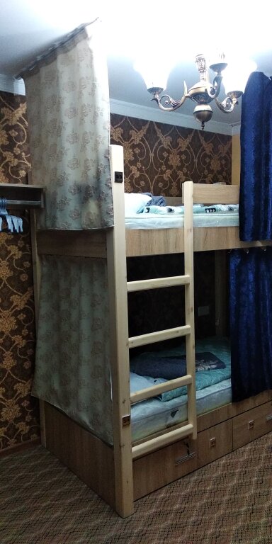 Кровать в общем номере Хостел Madina Artanor