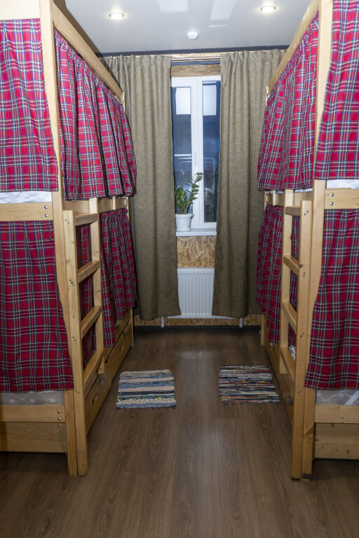 Кровать в общем номере Хостел Три Чемодана