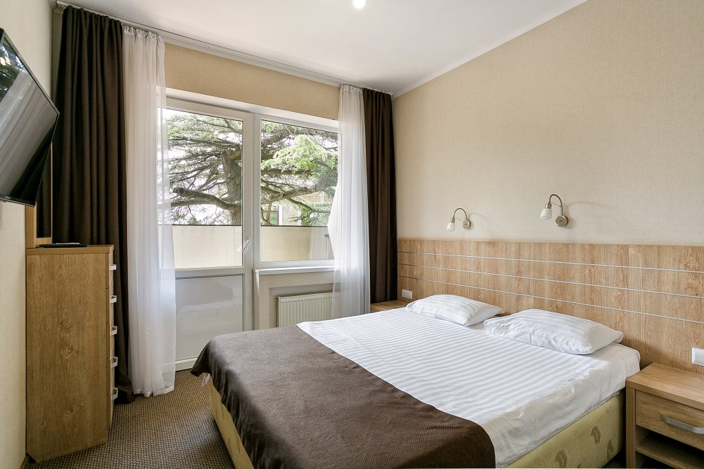 Люкс с 2 комнатами с балконом и с видом на море Парк-Отель Родос