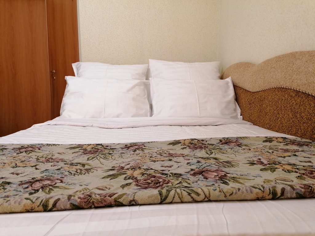 Comfort Double room with balcony and with view Guest House U Yuli