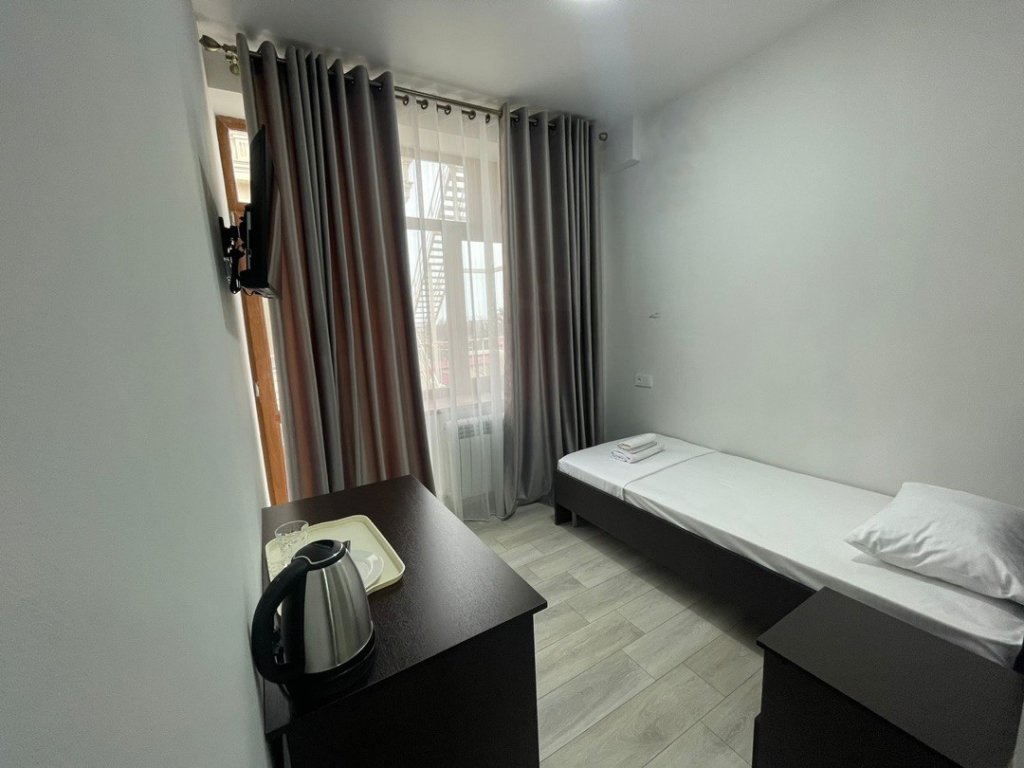 Economy Single room Shalyapin Hotel