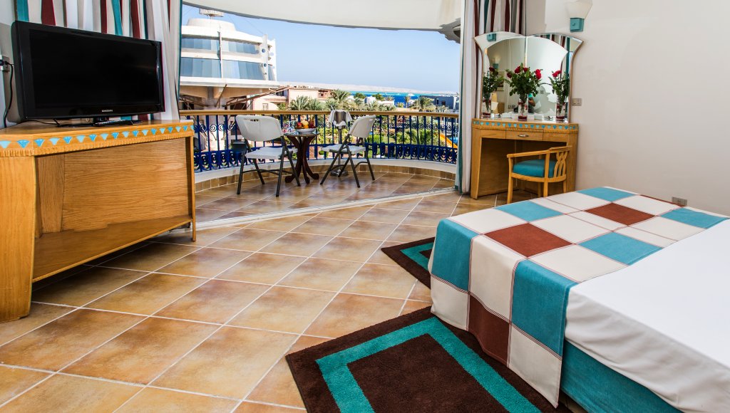 Junior Suite with balcony and with view Seagull Beach Resort - Families and Couples Only