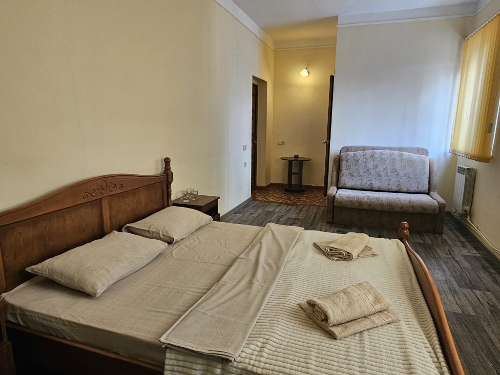 Superior Zimmer Marusya On Alexandrovsky Guest House