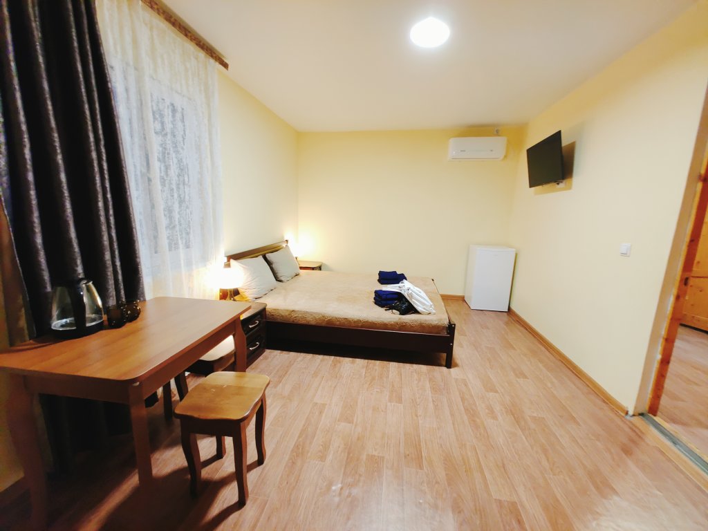Habitación cuádruple Estándar 2 dormitorios frente a la playa Semeyny Oasis Guest House