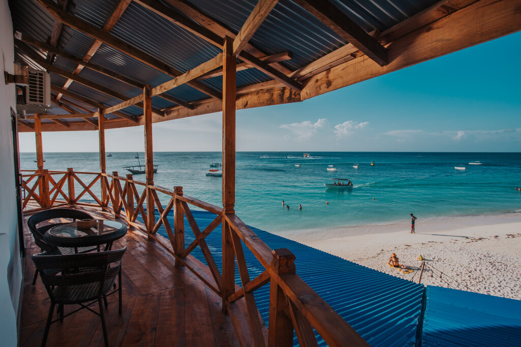 Junior suite con balcone e vista litorale Zenobia Beach Resort