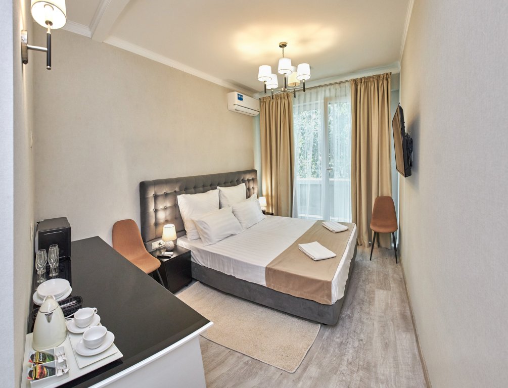 Habitación doble Comfort Superior con balcón y con vista al parque Grand Way Kurortny Park Hotel
