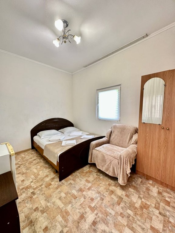 Standard Triple room with courtyard view Guest house Paradise