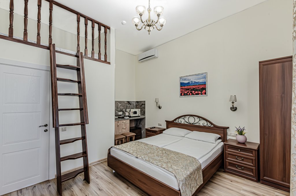 Suite doble 1 dormitorio Nikolay Gogol Mini-Hotel