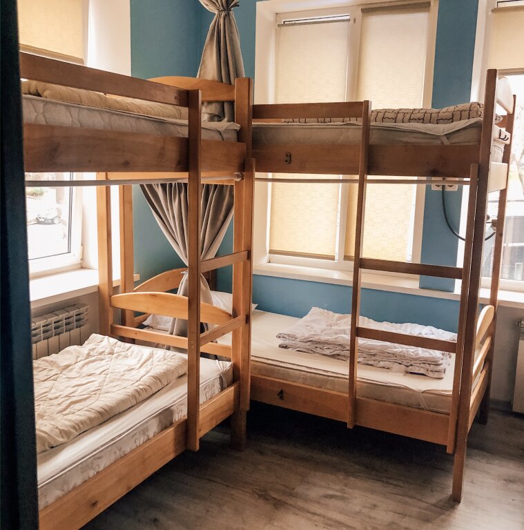 Кровать в общем номере Light Life Hostel
