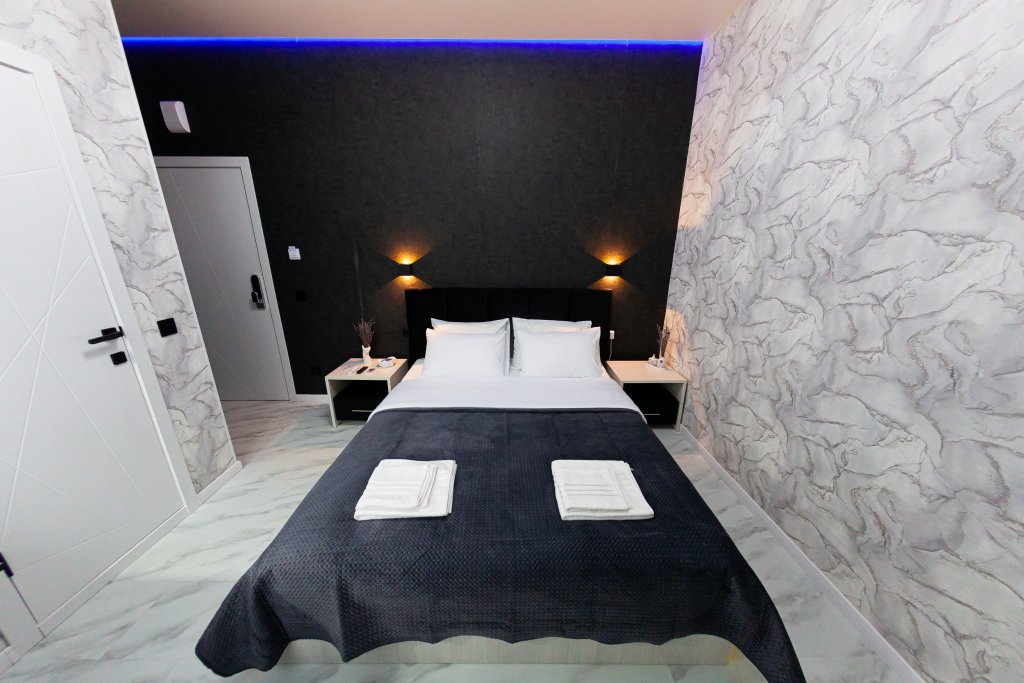 Standard Double room with city view Kravchenko Place Mini-hotel
